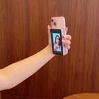 Magnetic Selfie Monitor - Vlog Companion for iPhone & Android
