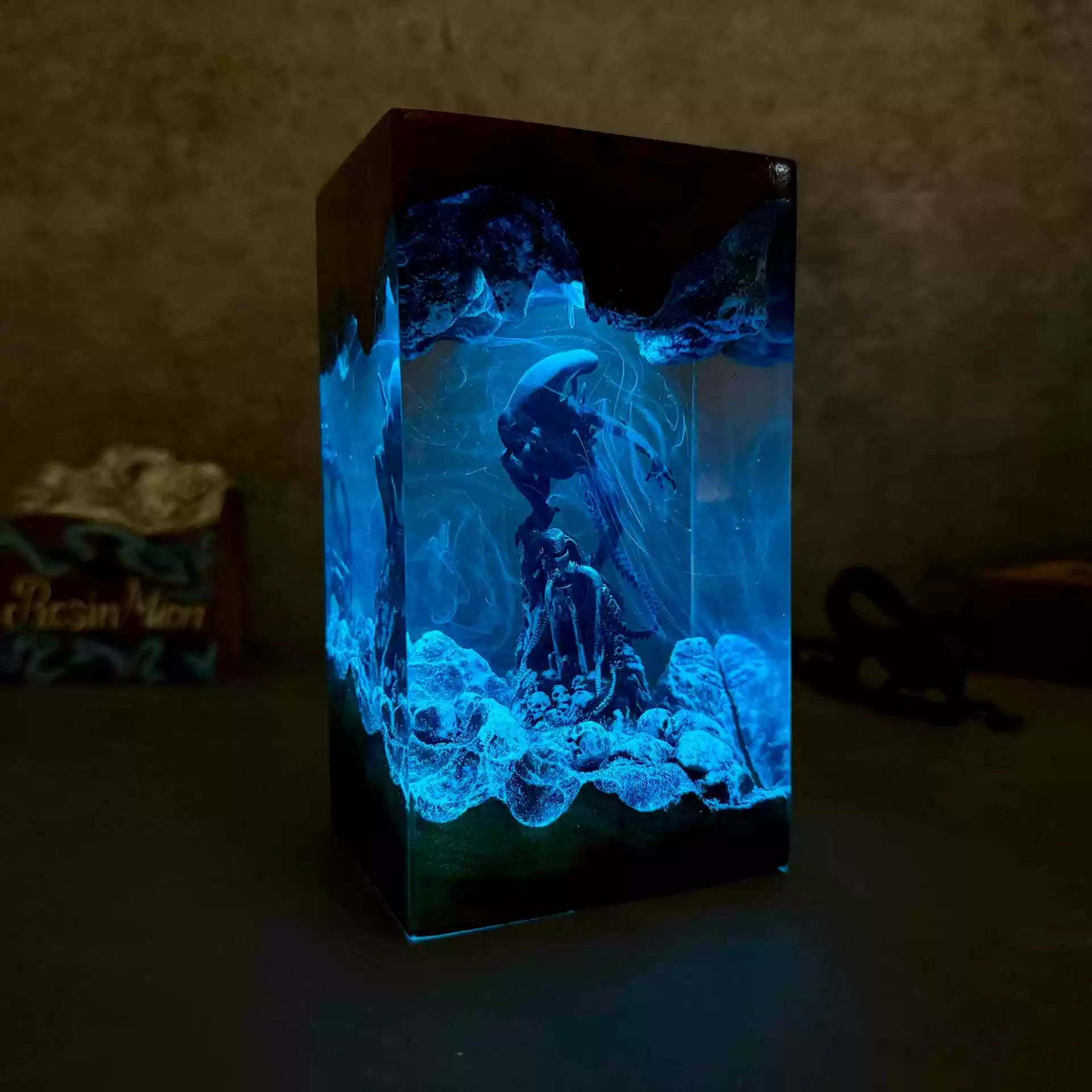 Alien Space Monster Night Light - Handmade Resin Lamp