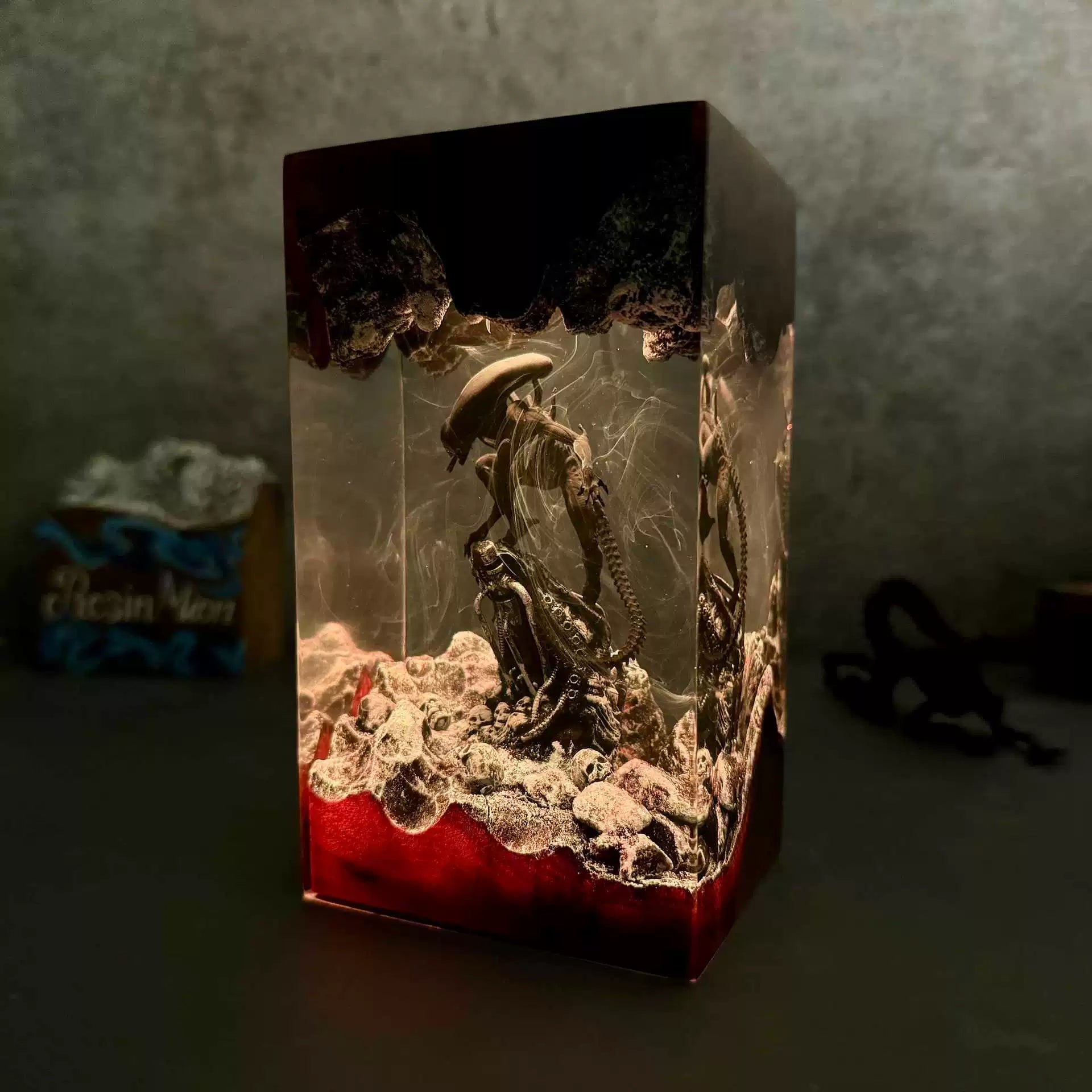 Alien Space Monster Night Light - Handmade Resin Lamp