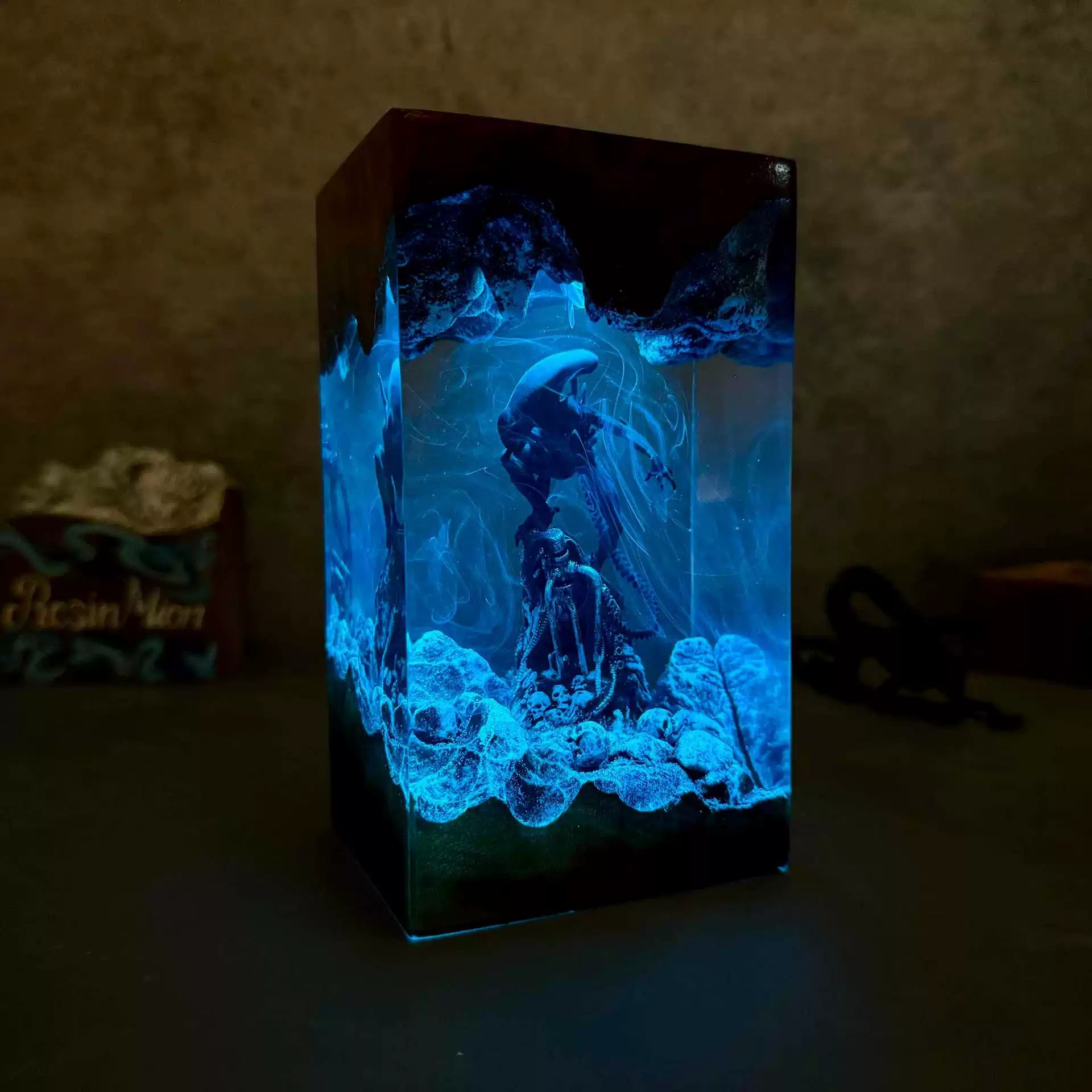 Alien Space Monster Night Light - Handmade Resin Lamp