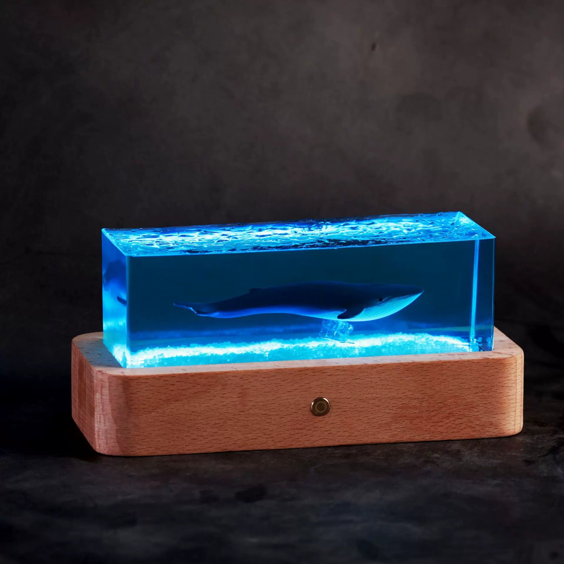 Handcrafted Whale Resin Lamp - Unique Ocean Decor